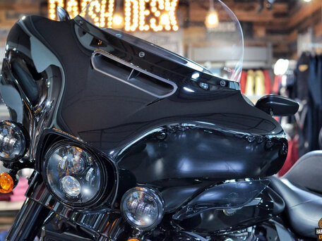 2023 Harley-Davidson Ultra Limited, чёрный, 3950000 рублей, вид 2