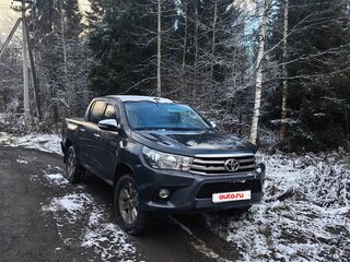 2015 Toyota Hilux VIII, серый, 2590000 рублей, вид 4