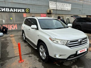 2012 Toyota Highlander II (XU40) Рестайлинг, белый, 2450000 рублей, вид 3