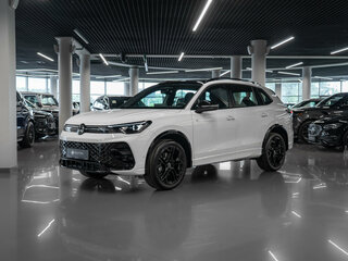 2026 Volkswagen Tiguan L Pro III (China Market), белый, 5000000 рублей, вид 1