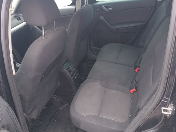 2011 Skoda Yeti I, чёрный, 600000 рублей - вид 5