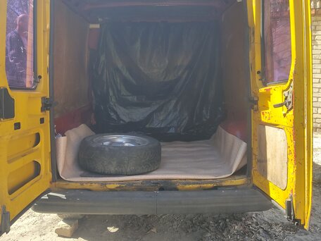 1989 Renault Express, жёлтый, 85000 рублей, вид 5
