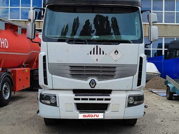 2008 Renault Premium, белый, 2800000 рублей - вид 2