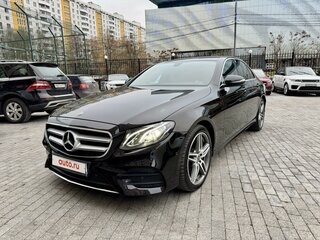 2019 Mercedes-Benz E-Класс 200 V (W213, S213, C238), чёрный, 3390000 рублей, вид 2