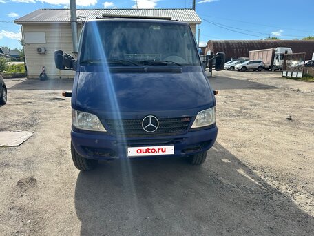 2005 Mercedes-Benz 609D, синий, 2350000 рублей, вид 2