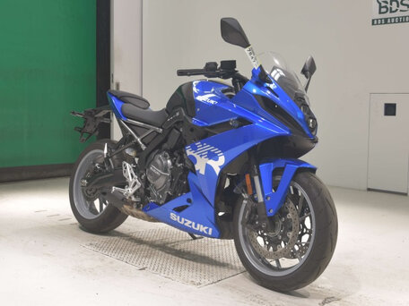 2024 Suzuki GSX-8R, синий, 800000 рублей, вид 3