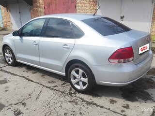 2013 Volkswagen Polo V, серый, 775000 рублей, вид 5