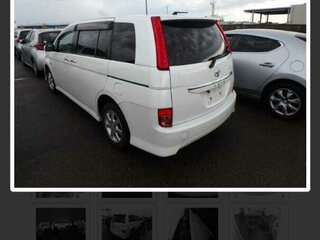 2010 Toyota ISis I Рестайлинг, белый, 1650000 рублей, вид 2