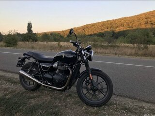 2016 Triumph Street Twin, чёрный, 850000 рублей, вид 1