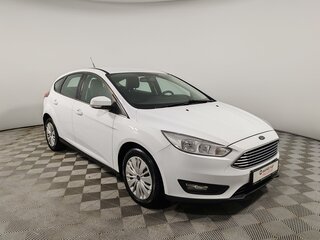 2019 Ford Focus III Рестайлинг, белый, 1220000 рублей, вид 3