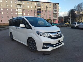 2017 Honda Stepwgn Spada V, белый, 1990000 рублей, вид 5