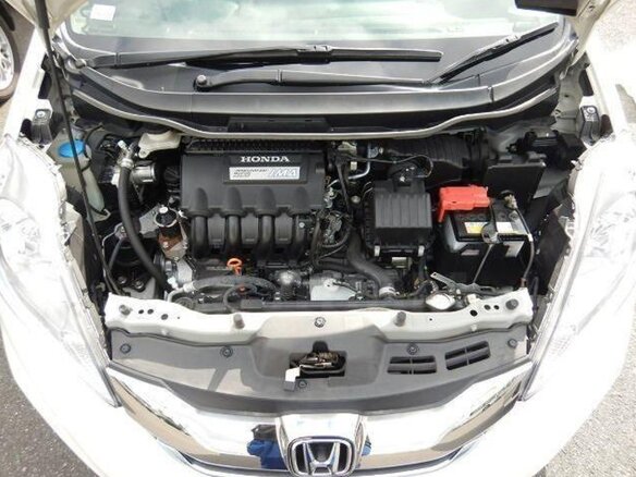 2014 Honda Fit Shuttle I Рестайлинг, белый, 1100000 рублей - вид 10
