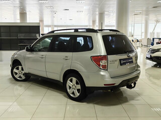 2011 Subaru Forester III Рестайлинг, серый, 1019000 рублей, вид 2