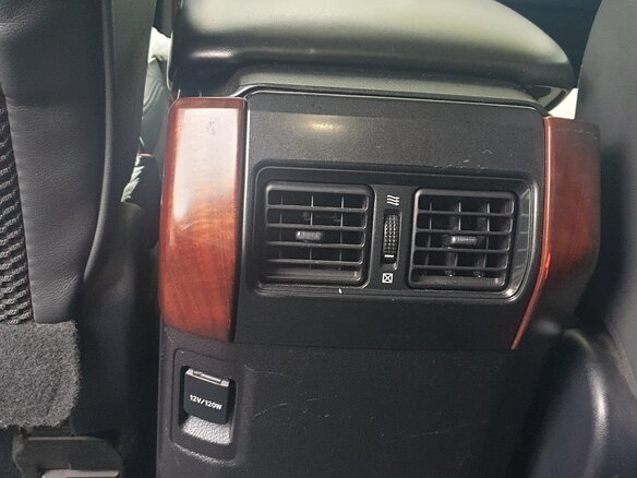2015 Toyota Land Cruiser Prado 150 Series Рестайлинг 1, белый, 3500000 рублей - вид 8