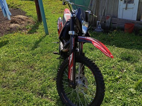 2024 Motoland XR250 Enduro, красный, 140000 рублей, вид 1