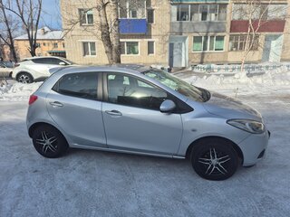 2010 Mazda Demio III (DE), серый, 599999 рублей, вид 5