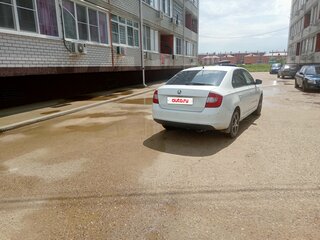 2014 Skoda Rapid I, белый, 740000 рублей, вид 3