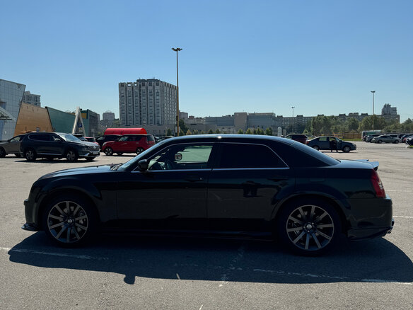 2006 Chrysler 300C SRT8 I, чёрный, 3000000 рублей - вид 6