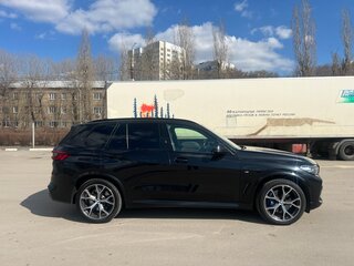 2021 BMW X5 30d IV (G05/G18), чёрный, 8500000 рублей, вид 4