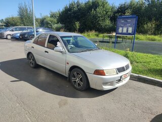 1998 Mitsubishi Mirage V, серый, 90000 рублей, вид 3