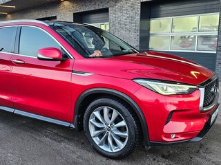 2018 Infiniti QX50 II, красный, 2999999 рублей, вид 3