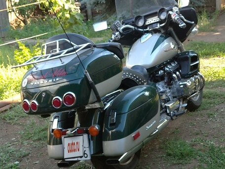 2000 Honda Valkyrie 1500, зелёный, 1300000 рублей, вид 3