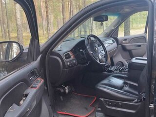 2012 Chevrolet Tahoe 6AT III, чёрный, 1900000 рублей, вид 5