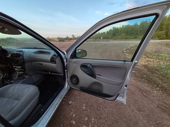 2008 Lada (ВАЗ) Kalina I, серебристый, 110000 рублей - вид 9