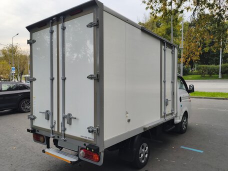2022 Hyundai Porter II, белый, 3600000 рублей, вид 2