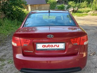 2011 Kia Cerato 6-speed II, красный, 530000 рублей, вид 1