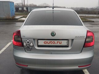 2011 Skoda Octavia II (A5) Рестайлинг, серебристый, 650000 рублей, вид 4