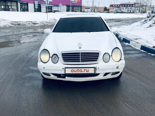 1998 Mercedes-Benz CLK-Класс 200 I (W208), чёрный, 350000 рублей, вид 1