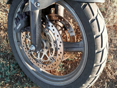 2000 Honda XL1000V Varadero, серебристый, 329999 рублей, вид 4