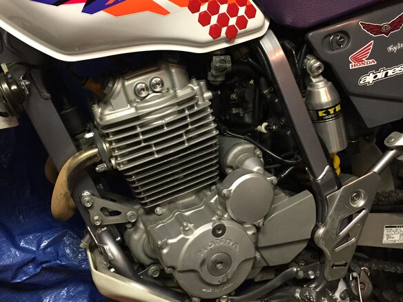 1995 Honda XR 250, белый - вид 1