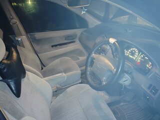 1999 Toyota Gaia, зелёный, 450000 рублей, вид 5