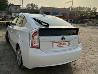 2012 Toyota Prius III Рестайлинг (XW30), белый, 1000000 рублей, вид 4