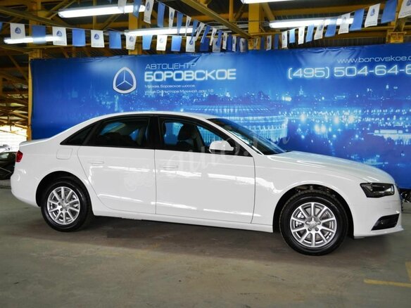 2015 Audi A4 IV (B8) Рестайлинг, белый - вид 4