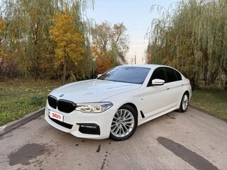 2018 BMW 5 серии 530i xDrive VII (G30/G31/G38), белый, 3350000 рублей, вид 1