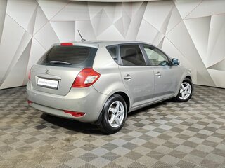 2010 Kia Ceed I Рестайлинг, серебристый, 575000 рублей, вид 2