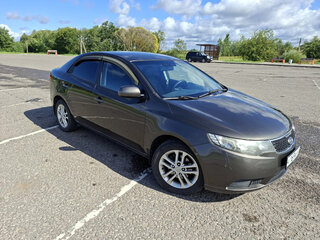 2011 Kia Cerato 5-speed II, золотистый, 610000 рублей, вид 4