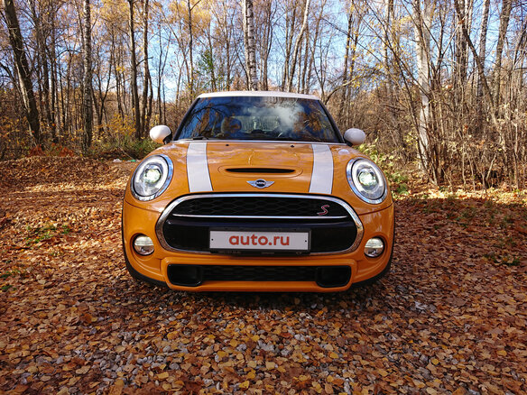 2015 Mini Hatch Cooper S III (F55/F56), оранжевый
