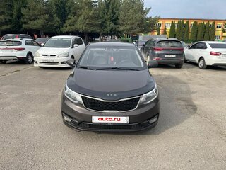 2016 Kia Rio III Рестайлинг, коричневый, 895000 рублей, вид 1