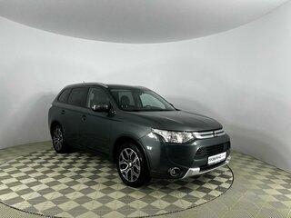 2014 Mitsubishi Outlander III Рестайлинг, серый, 1600000 рублей, вид 3