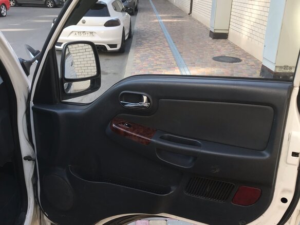 2007 Kia Bongo, белый, 650000 рублей - вид 17