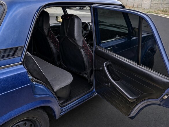 2007 Lada (ВАЗ) 21053-20, синий, 170000 рублей - вид 10