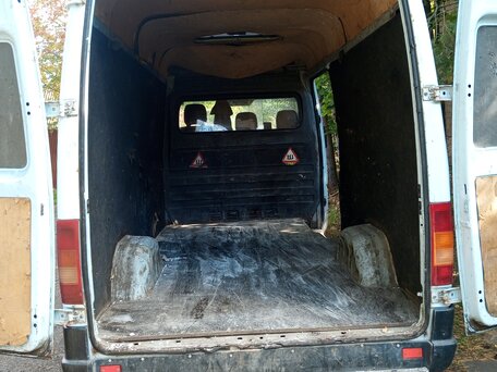 2004 Volkswagen LT, голубой, 700000 рублей, вид 5