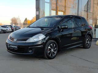 2010 Nissan Tiida I Рестайлинг, чёрный, 725000 рублей, вид 1
