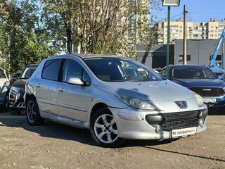 2007 Peugeot 307 I Рестайлинг, серебристый, 299000 рублей, вид 3