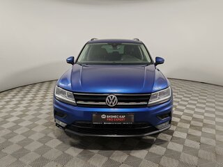 2019 Volkswagen Tiguan II, синий, 1899000 рублей, вид 2