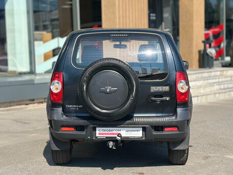2014 Chevrolet Niva I Рестайлинг, чёрный, 369000 рублей, вид 4